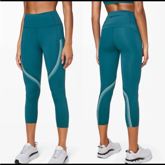 Lululemon Women Capri Leggings Green 4 Athletic Athleisure Activewear Yoga Gym - Picture 1 of 9